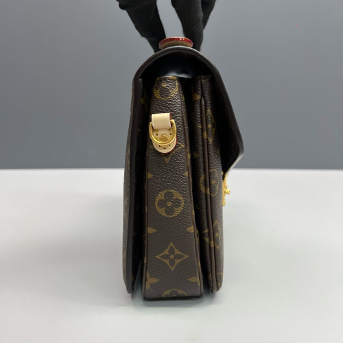 Louis Vuitton Pochette Metis Monogram Brown