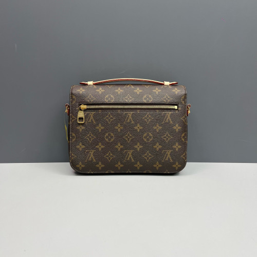 Louis Vuitton Pochette Metis Monogram Brown