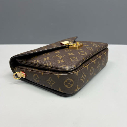 Louis Vuitton Pochette Metis Monogram Brown