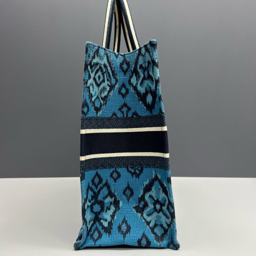 Dior Embroidered Large Book Tote Canvas Blue Beige Navy Dior Embroidered Large Book Tote Canvas Blue Beige Navy