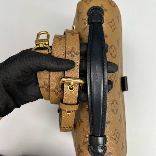 Louis Vuitton Pochette Metis Reverse Monogram Brown