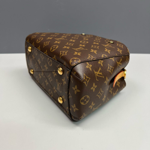 Louis Vuitton Montaigne BB Monogram Brown
