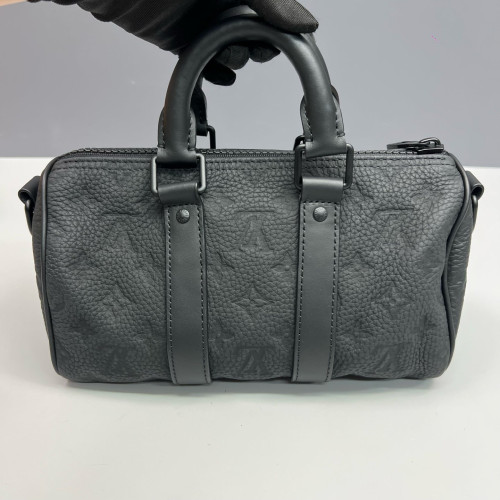 Louis Vuitton Keepall Bandouliere 25 Monogram Empreinte Black
