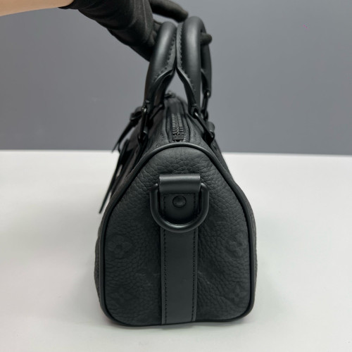 Louis Vuitton Keepall Bandouliere 25 Monogram Empreinte Black