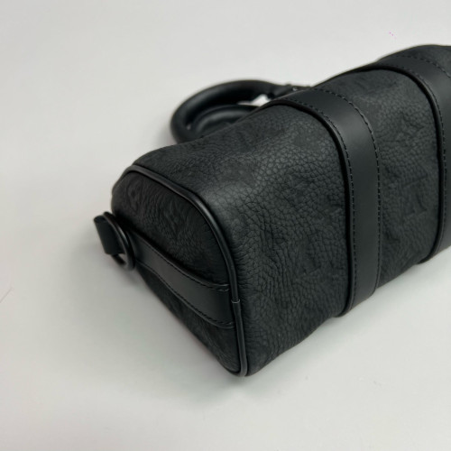 Louis Vuitton Keepall Bandouliere 25 Monogram Empreinte Black