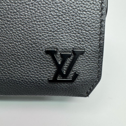 Louis Vuitton Fastline Wearable Wallet Calfskin Black