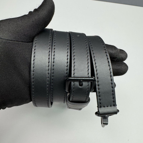 Louis Vuitton Fastline Wearable Wallet Calfskin Black