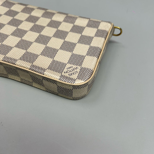 Louis Vuitton Pochette Felicie Chain Wallet Damier Azur White Louis Vuitton Pochette Felicie Chain Wallet Damier Azur White