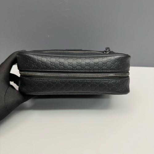 Gucci Clutch Guccissima Black