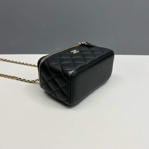 Chanel Quilted Vanity Case Grained Calfskin Black Chanel Quilted Vanity Case Grained Calfskin Black