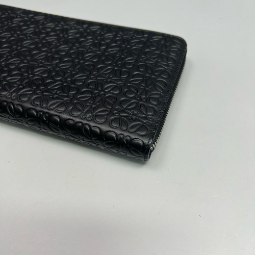 Loewe Clutch Anagram Debossed Calfskin Black