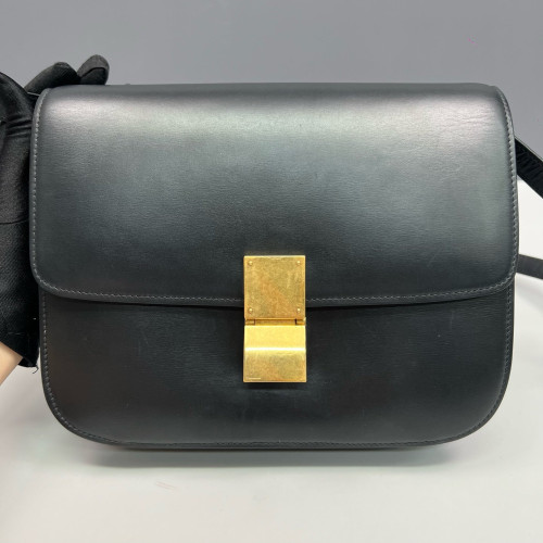 Celine Medium Classic Box Smooth Calfskin Black Celine Medium Classic Box Smooth Calfskin Black