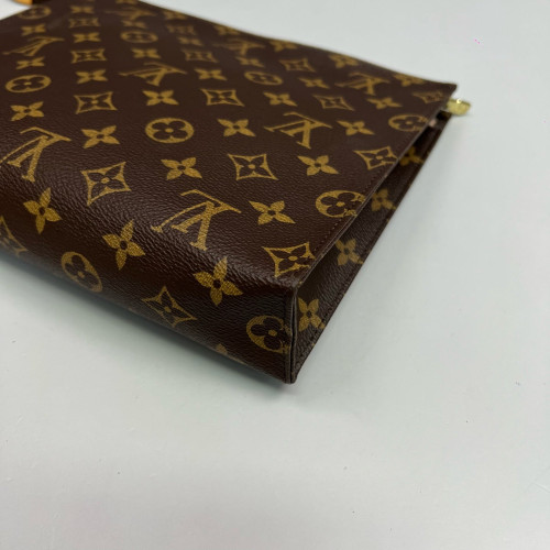 Louis Vuitton Toiletry Pouch 26 Monogram Brown