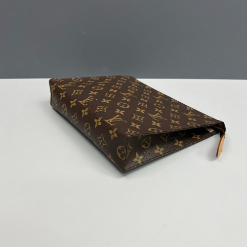 Louis Vuitton Toiletry Pouch 26 Monogram Brown