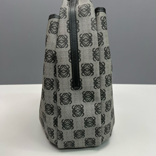 Loewe Hobo Anagram Calfskin Grey Black