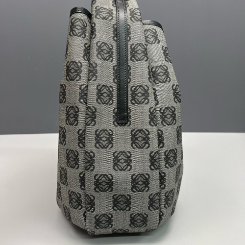 Loewe Hobo Anagram Calfskin Grey Black