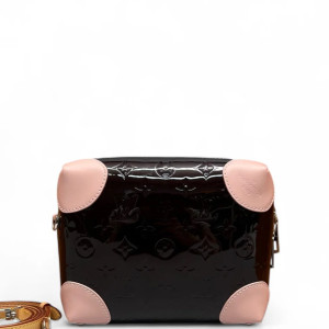 Louis Vuitton Camera Case Vernis Pink Amarante