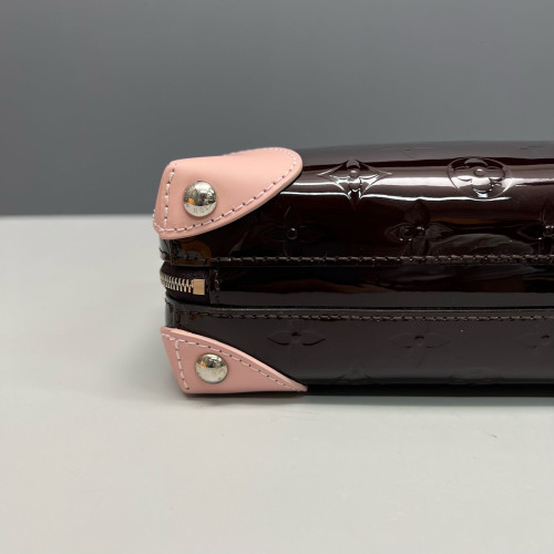 Louis Vuitton Camera Case Vernis Pink Amarante