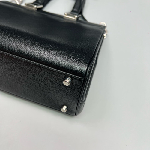 Gucci Small Zumi Top Handle Bag Grained Calfskin Black