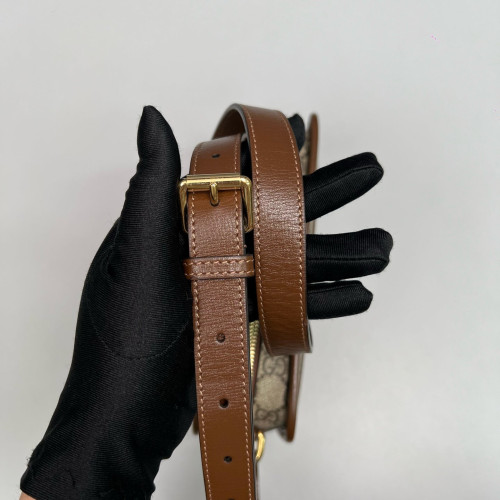 Gucci Camera Case GG Monogram Calfskin Brown