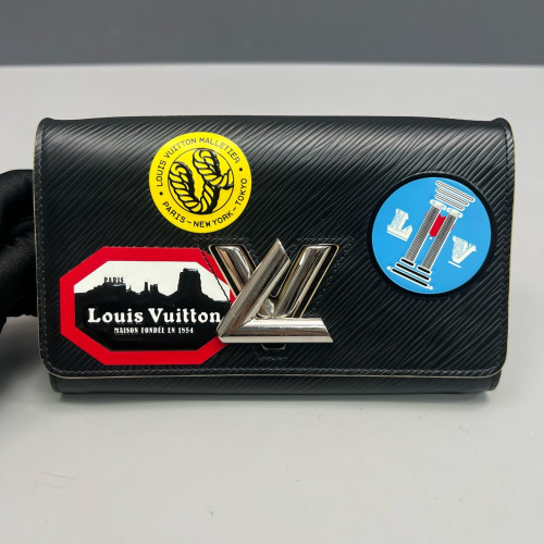 Louis Vuitton Twist Belt Chain Wallet Epi Black