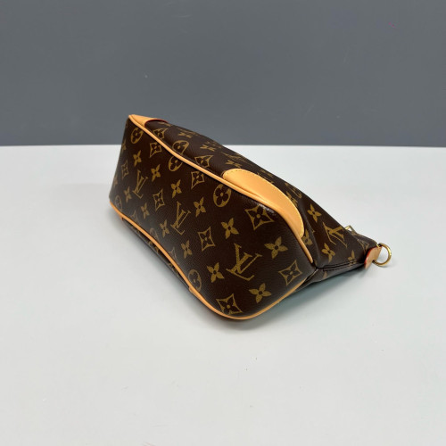 Louis Vuitton Boulogne NM Monogram Brown
