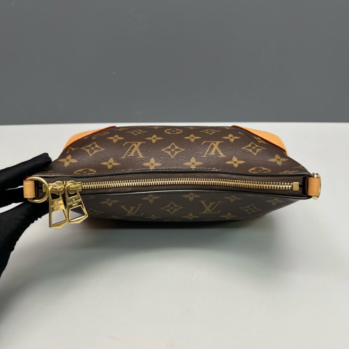 Louis Vuitton Boulogne NM Monogram Brown