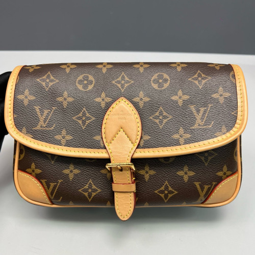 Louis Vuitton Diane Monogram Brown