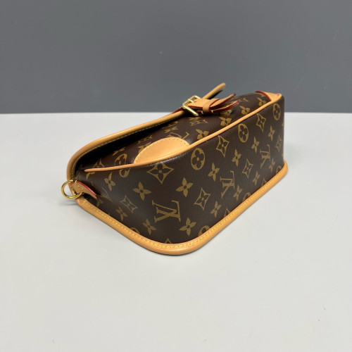 Louis Vuitton Diane Monogram Brown