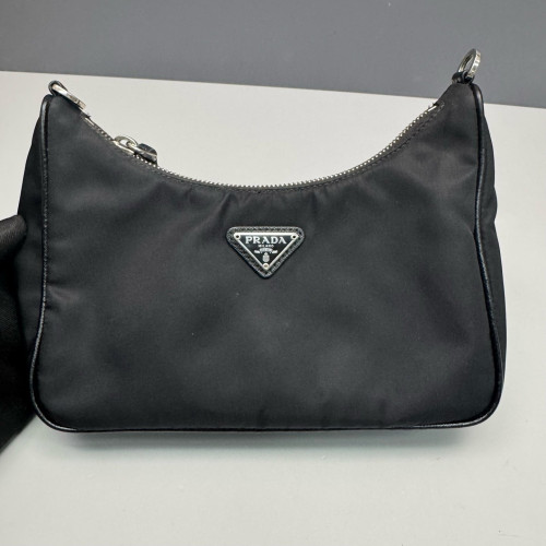 Prada Mini Re-Edition 2000 Shoulder Bag Tessuto Nylon Black