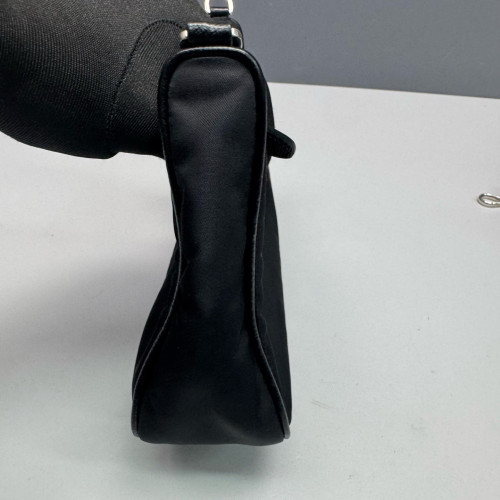 Prada Mini Re-Edition 2000 Shoulder Bag Tessuto Nylon Black
