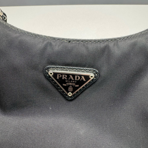Prada Mini Re-Edition 2000 Shoulder Bag Tessuto Nylon Black