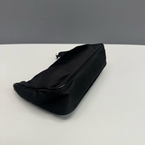 Prada Mini Re-Edition 2000 Shoulder Bag Tessuto Nylon Black