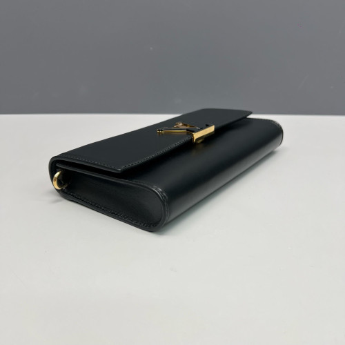 Louis Vuitton Capucines Wallet On Chain Calfskin Black