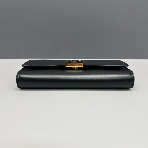 Louis Vuitton Capucines Wallet On Chain Calfskin Black