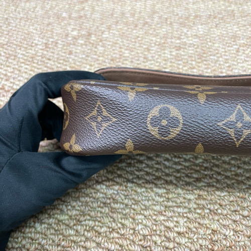 Louis Vuitton Ivy Wallet On Chain Monogram Brown