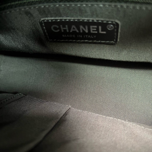 Chanel Chevron Quilted Small Gabrielle Hobo Crumpled Calfskin Dark Green