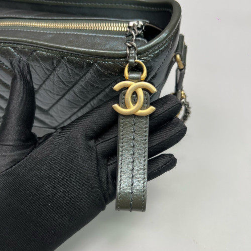 Chanel Chevron Quilted Small Gabrielle Hobo Crumpled Calfskin Dark Green