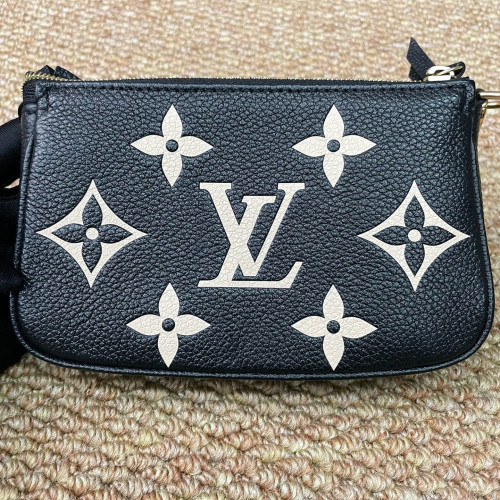 Louis Vuitton Pochette Mini Accessories Monogram Empreinte Giant Black Louis Vuitton Pochette Mini Accessories Monogram Empreinte Giant Black