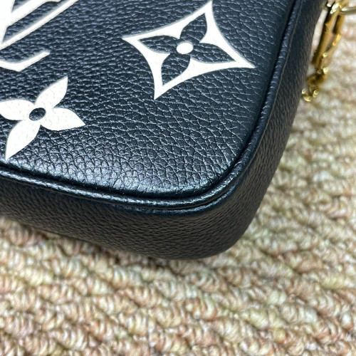 Louis Vuitton Pochette Mini Accessories Monogram Empreinte Giant Black Louis Vuitton Pochette Mini Accessories Monogram Empreinte Giant Black