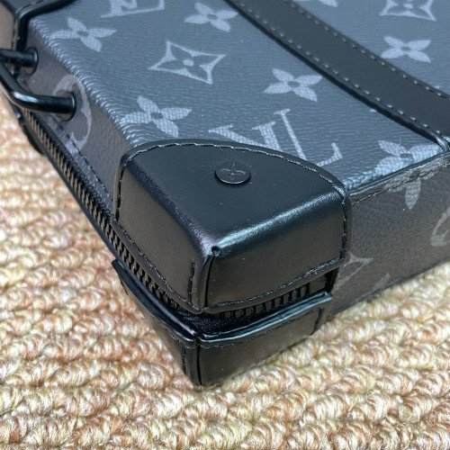 Louis Vuitton Soft Trunk Wallet Monogram Eclipse Black Louis Vuitton Soft Trunk Wallet Monogram Eclipse Black