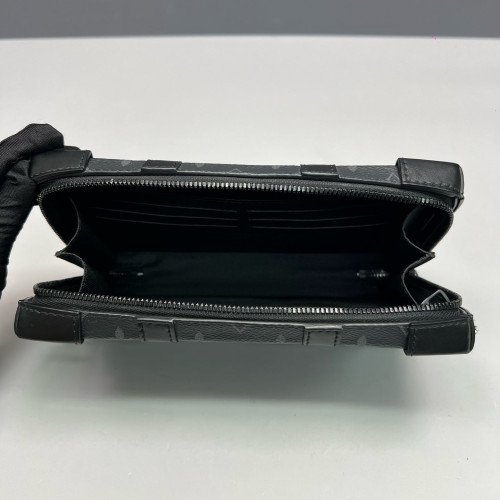 Louis Vuitton Soft Trunk Wallet Monogram Eclipse Black Louis Vuitton Soft Trunk Wallet Monogram Eclipse Black
