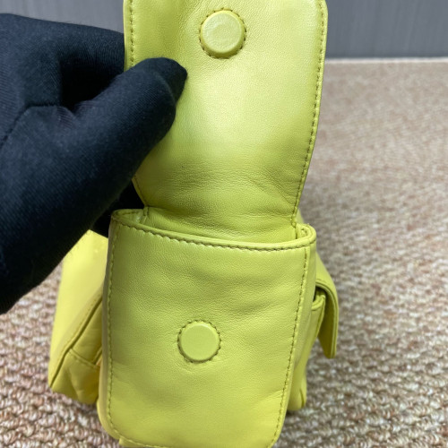 Miu Miu Pocket Bag Cuir Calfskin Yellow
