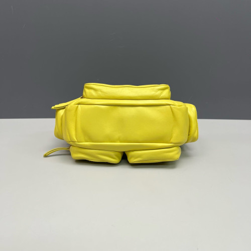 Miu Miu Pocket Bag Cuir Calfskin Yellow