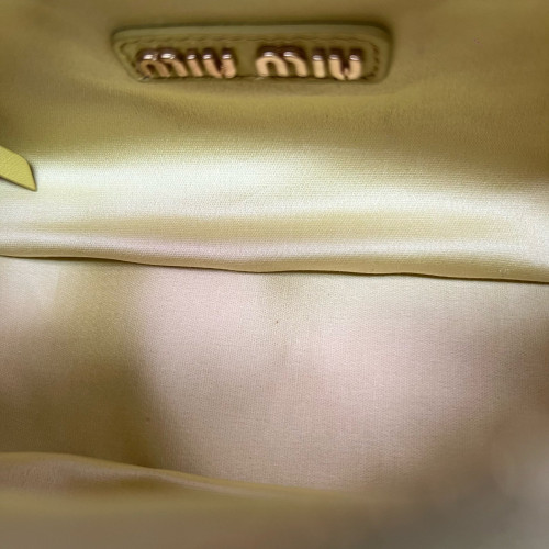 Miu Miu Pocket Bag Cuir Calfskin Yellow