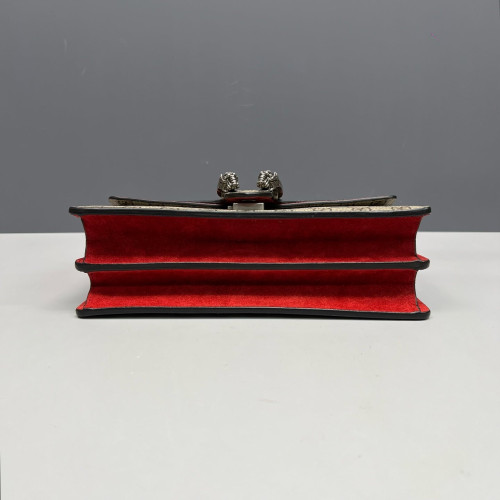 Gucci Meium Dionysus GG Supreme Monogram Red
