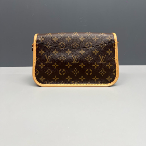 Louis Vuitton Diane Monogram Brown