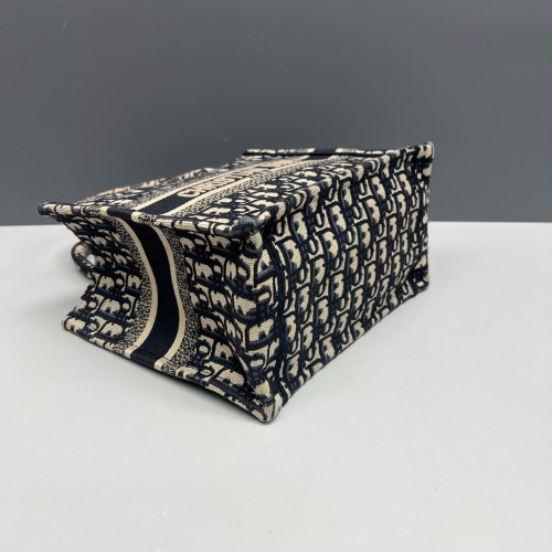 Dior Small Book Tote Oblique Navy Beige Black
