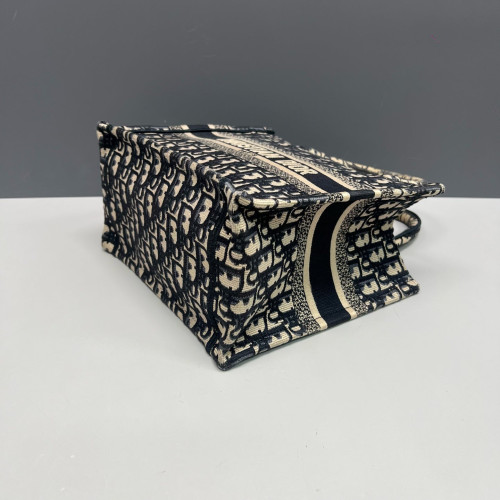 Dior Small Book Tote Oblique Navy Beige Black