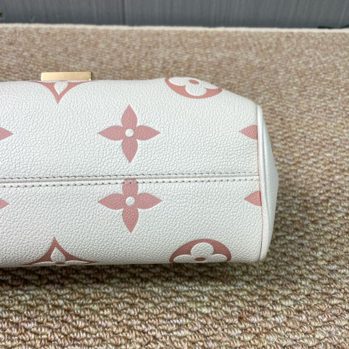 Louis Vuitton Favorite Monogram Empreinte Giant White Pink
